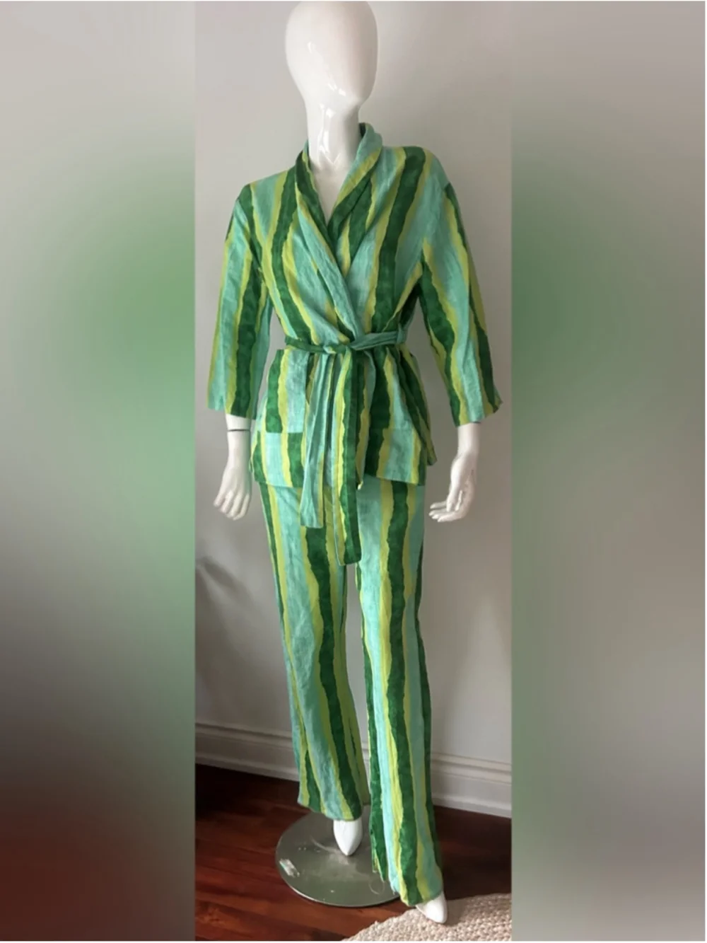 Zara Striped Linen Blend Two-Piece Set Top: Medium | Pants: Small